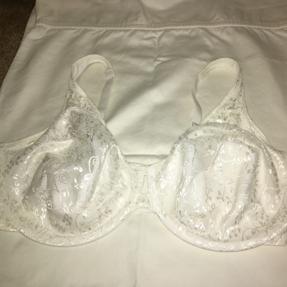 Lilyette Keyhole Bra, 40DDD, NWOT